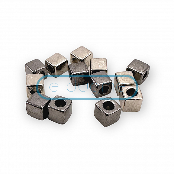 Tie end Cube Shape 5 x 5 mm Inlet 2.5 mm Cord End E 1804