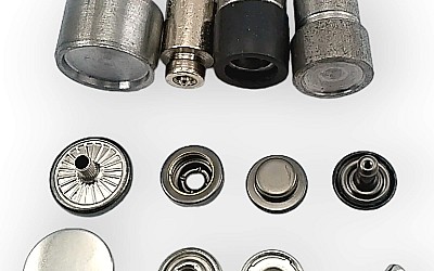 Deluxe Serisi Çıtçıt Düğmeler: Kalitenin ve Şıklığın Buluşma Noktası