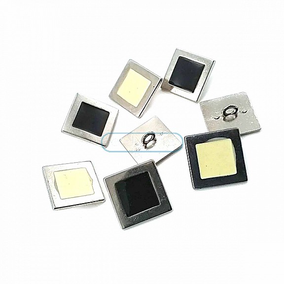 Kare Ortası Mineli Ayaklı Düğme 18 mm - 28 Boy D 0012