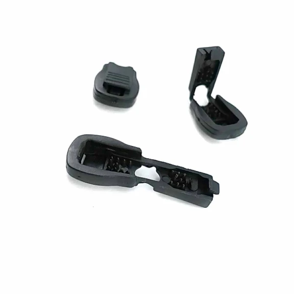 Kıstırmalı Plastik Bağ ucu boy 13 mm giriş 7 mm B0012