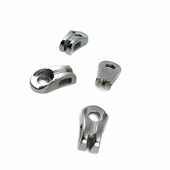 19 x 11 mm Length 5 mm Diameter Metal Connector B0025