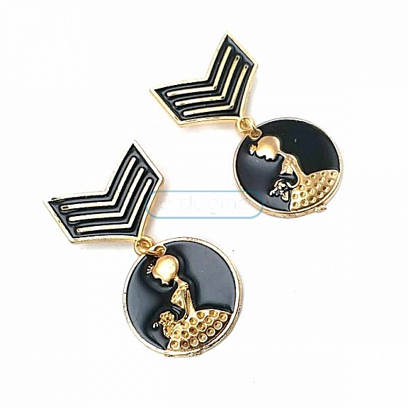 Medal Brooch - Madam Zi - Black Enamel Brooch BRS0005