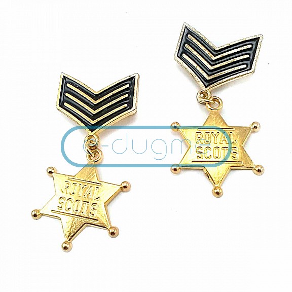 Star Shape Gold Color Medal Type Brooch BRS0010