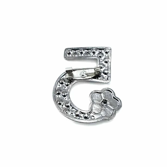 5 Numara Taşlı ve Şık Gümüş Renk Broş BRS0018