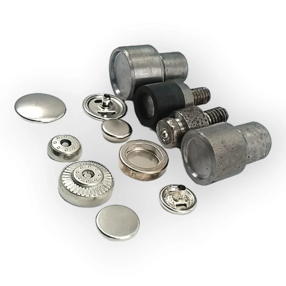 Çakma Kalıbı İtalyan Stil Çıtçıt Düğme Uygulama Kalıbı Deluxe 200 Serisi KLP00200DLX