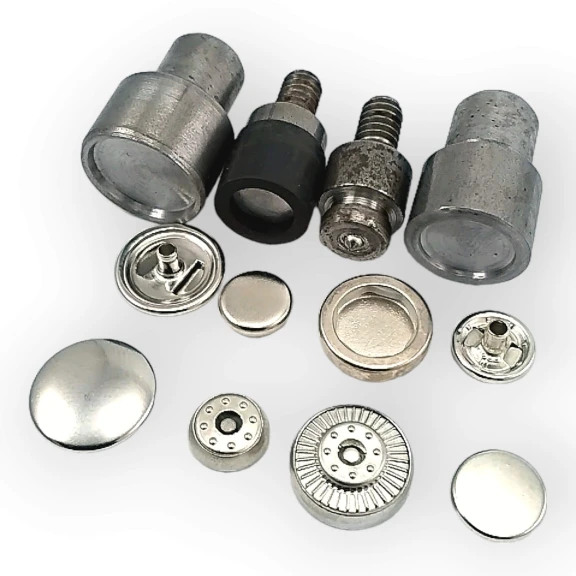 Çakma Kalıbı İtalyan Stil Çıtçıt Düğme Uygulama Kalıbı Deluxe 200 Serisi KLP00200DLX