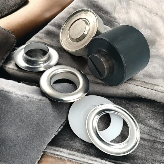 31 Kuşgözü Kalıbı Kendinden Delmeli 17 mm Kuşgözü Çakma Kalıbı KLP0031D