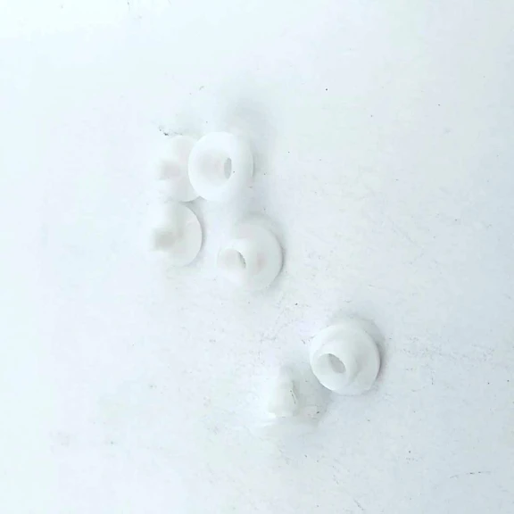 Beyaz Plastik Çıtçıt Düğme 9 mm 14 boy C0010