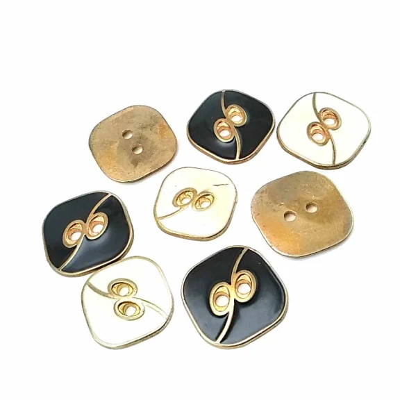 Kare Mineli İki Delikli Düğme 25 mm - 40 Boy D 0020