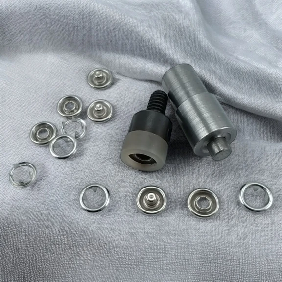 Klikıt Kalıbı - Delikli Klikıt 9,5 Çakma Aparatı KLP0095