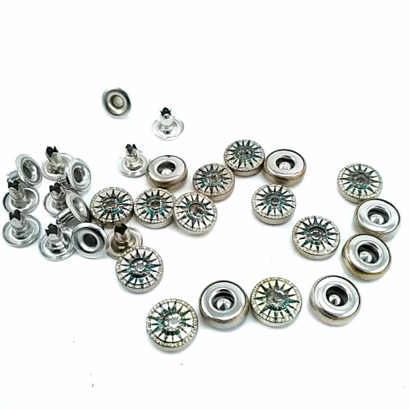 Cam Taşlı Güneş Tasarımlı Rivet 10 mm 16 boy  R0032