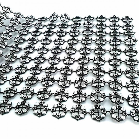 Çiçek Tasarımlı Taşlı Plastik Süs SRT0002