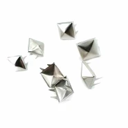 Kare 4 Bacaklı Saç 10 mm Trok (250 Ad/Paket) TR0014