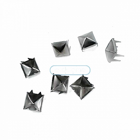 Pyramid Shape 8 mm Punk Spikes Spots  Studs  (250 Pcs / Package) TR0018