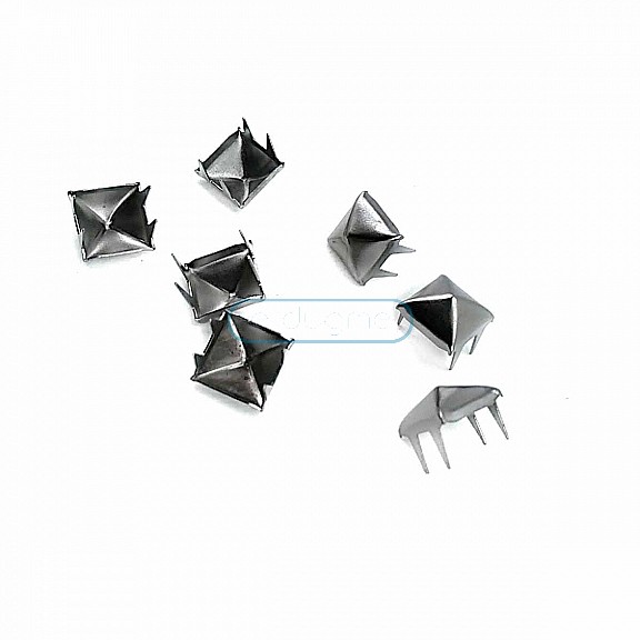 Süs Trok Piramit 4 Bacaklı 8 mm ( 250 Ad/Paket) TR0018