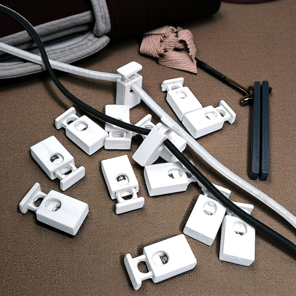 Tek Delikli Plastik Stoper 3 mm Delik Çaplı Üstten Basmalı H008506