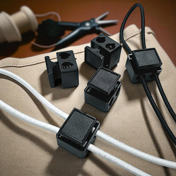 İki Delikli Plastik Stoper 5 mm Delik Çaplı Üstten Basmalı Stoper H008505