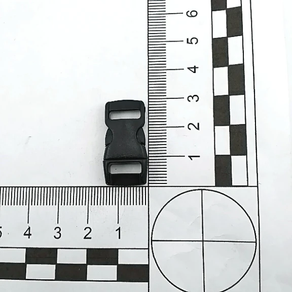 1 cm Geçmeli Plastik Palaska Tokası Geçmeli Plastik Toka H009070