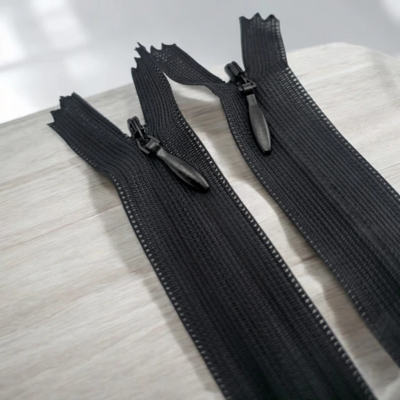 30 cm Closed End (Bottom) Hidden Tulle Zipper ZPHSN0030TUL