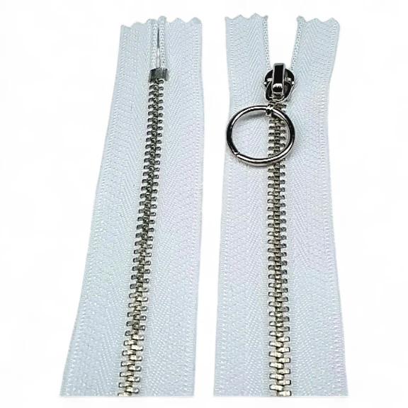 25 cm Type 3 Nylon Coat Zipper – Open End (Separate)ZPHSN0025T5