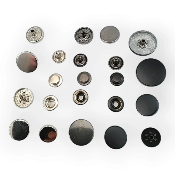 Mont Çıtçıt Düğme İtalyan Stil Zamak Çıt Çıt Deluxe Serisi 501 DLX00501Z