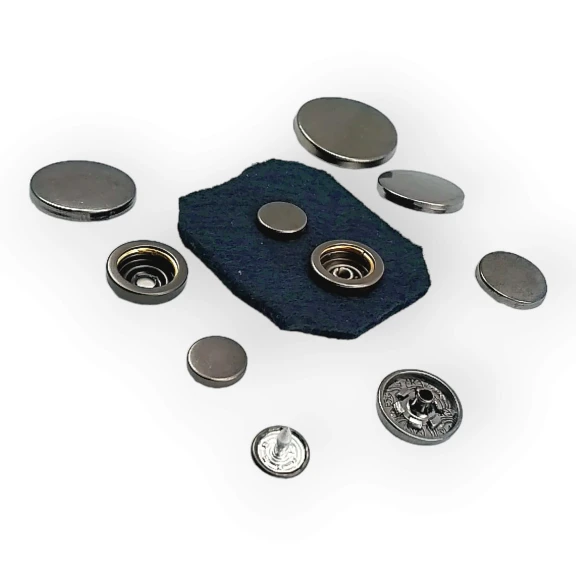 Mont Çıtçıt Düğme İtalyan Stil Zamak Çıt Çıt Deluxe Serisi 503C DLXC00503Z