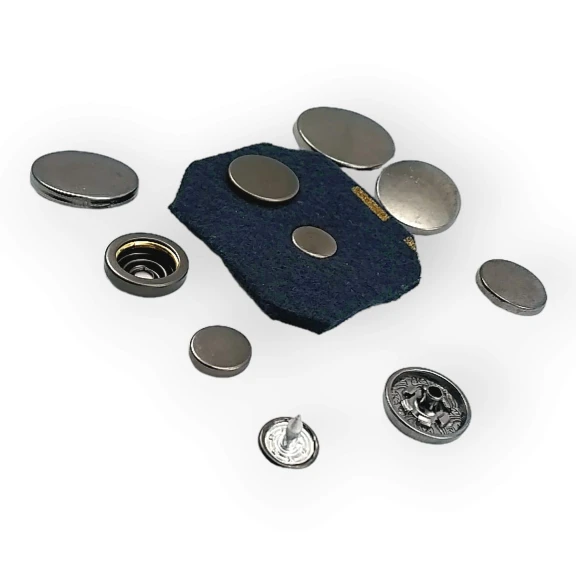 Mont Çıtçıt Düğme İtalyan Stil Zamak Çıt Çıt Deluxe Serisi 503C DLXC00503Z