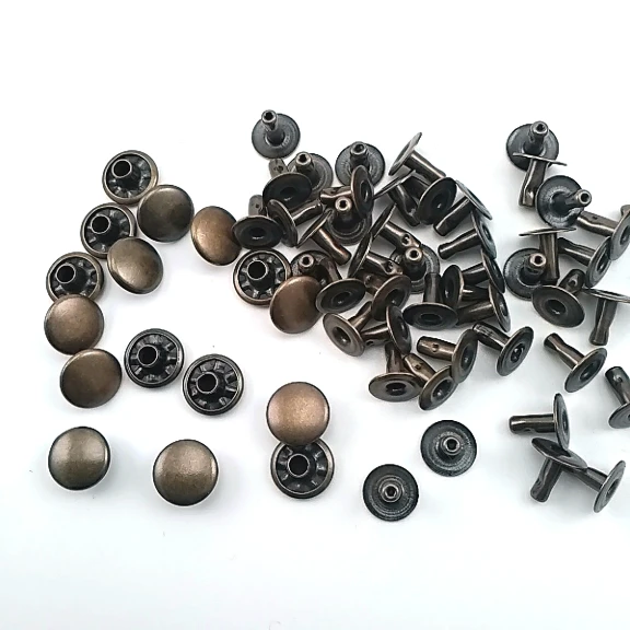 33.5 Single Cap Rivet 9.5 mm (0.37") / 7.5 mm (0.29") Post Steel Rivet – 1000 Pieces R000595