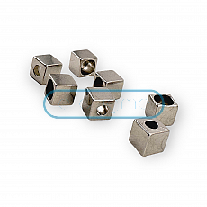 Connecting Cube Shape 8 x 8 mm Cord Hole 4 mm PBB0014
