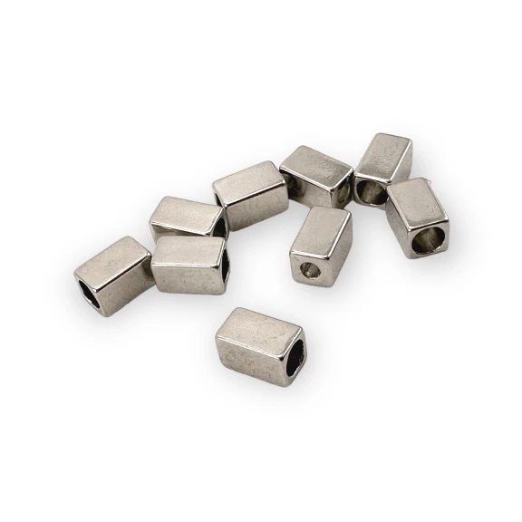 Bağucu Küp Şekil  7 x 12 mm Giriş 3,5 mm PBB0016