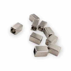 Bağucu Küp Şekil  6 x 10 mm Giriş 2,5 mm PBB0018