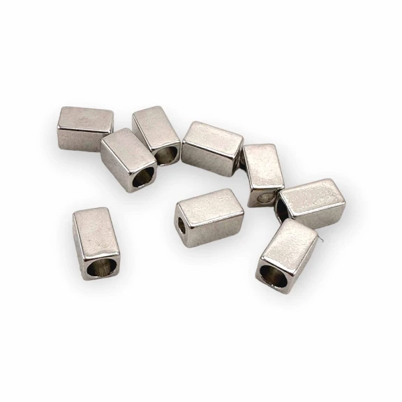 Bağucu Küp Şekil  7 x 12 mm Giriş 3,5 mm PBB0016