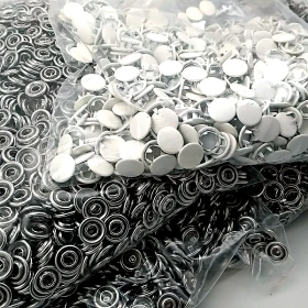 Kapaklı Bebe Çıtçıt 9,5 mm Ekru Boyalı Paslanmaz 250 Ad/Paket C0014PromoPEcru