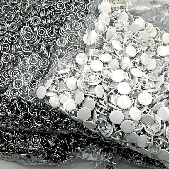 Kapaklı Bebe Çıtçıt 9,5 mm Ekru Boyalı Paslanmaz 250 Ad/Paket C0014PromoPEcru