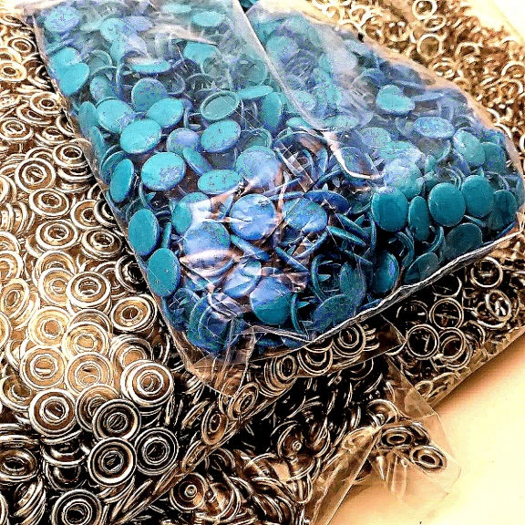 Kapaklı Bebe Çıtçıt 9,5 mm Saks Mavi Boyalı Paslanmaz 250 Ad/Paket C0014PromoSMavi