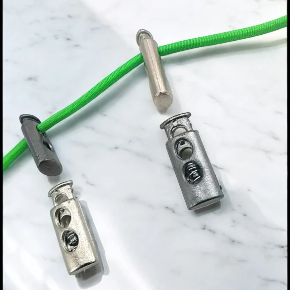 Plastik Stoper İki Delikli 4 mm Delik Çaplı 50 Adet/Paket H005009PPromo