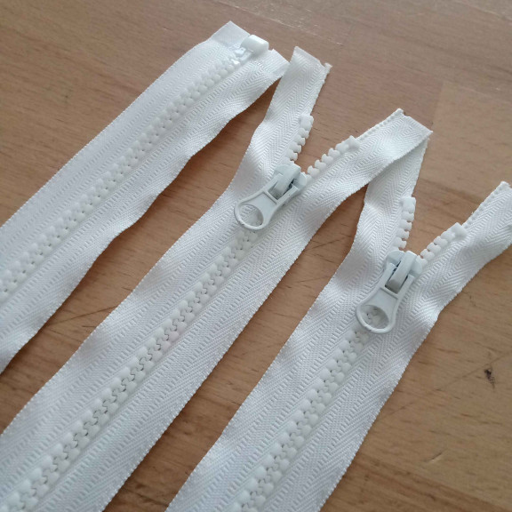 55 cm #5 21,66" Molded Plastic Jacket Zipper Separated ZPK0055T5PROMO