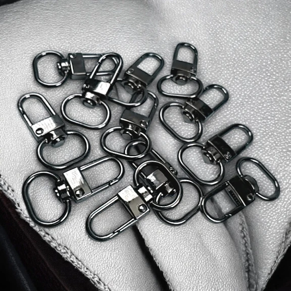 1,5 cm -0.6" Keychain Hook Black Nickel Color Parrot Hook 50 Pieces / Pack A 546 PROMO1