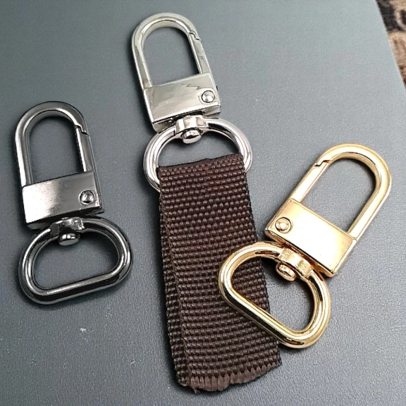 2 cm Kilit Kanca Büyük Boy Papağan Kanca SB 10208