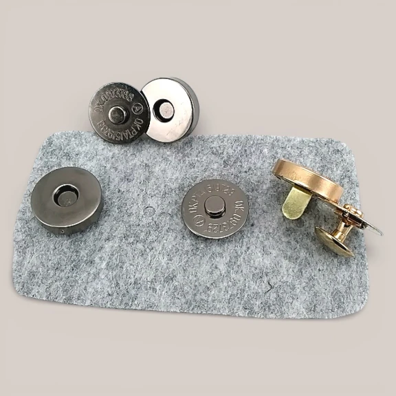 18 mm Çanta Mıknatısı Tek Taraf Troklu - Mıknatıslı Çanta ÇıtÇıtı Plus Kalite SB 10132