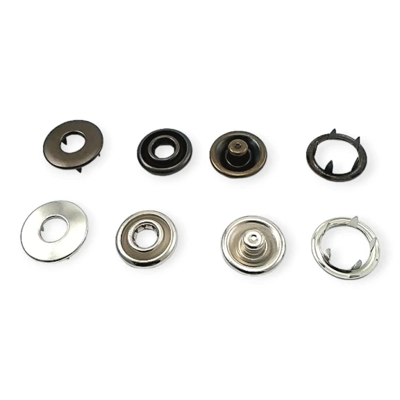 Tırnaklı Çıtçıt 17 mm Delikli Kapak ERC0017TIRPRK