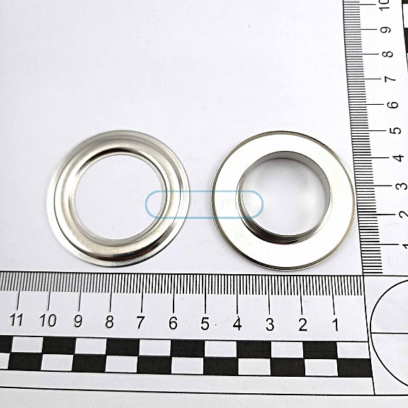 Flat Eyelet 1 ³/₃₂"  Brass 27,7 mm (500 Pcs/Pack) ERD0034PR