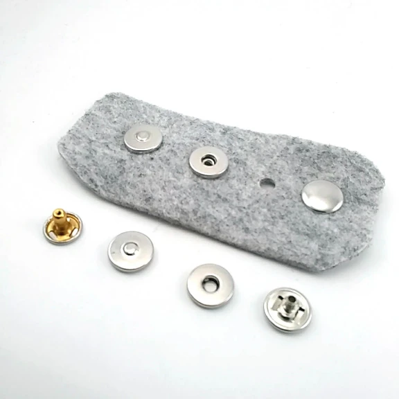 Mıknatıslı Çıtçıt 12,5 mm 4 lü Takım Bombeli Pirinç ERMK0125PR