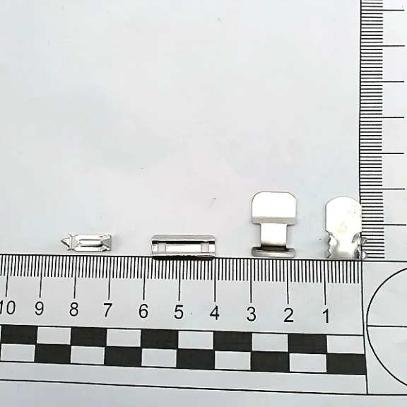 Pantolon ve Etek Kancası 4 lü Takım Pirinç Ak00101PR