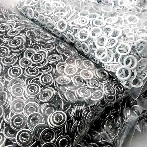 Bebe Çıtçıtı 9,5 mm Optik Beyaz Paslanmaz Delikli Klikıt Çıtçıt 250 Adet/Pk C0095DPPKOwhite