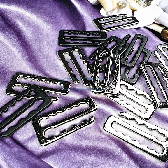 Threaded Hook Buckle 2 cm - 0,79" Internal Size E 2303