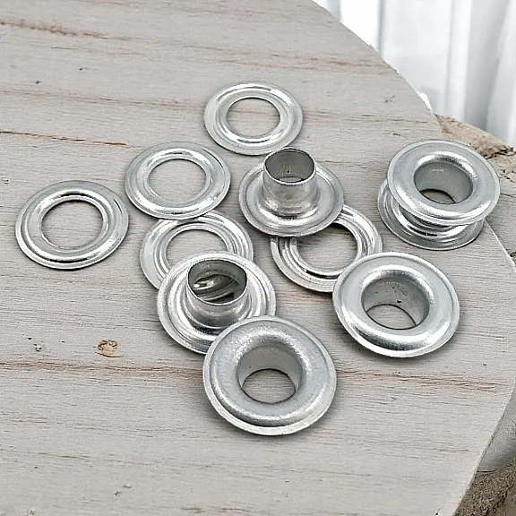 Aluminium Eyelet 9 mm 0.35" - No 24 DT00024