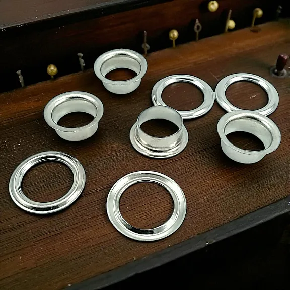 Flat Eyelet 39/64"  Brass 15,5 mm Narrow ERD0028PRDAR