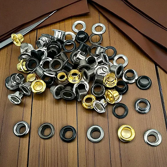 Curved Eyelet 3/16" Brass 4,7 mm (500 Pcs/Pack) ERB0002PR