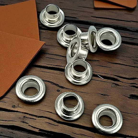 Short Eyelet 11/64" 4,5 mm Brass (500 Pcs/Pack) ERB0002PRK